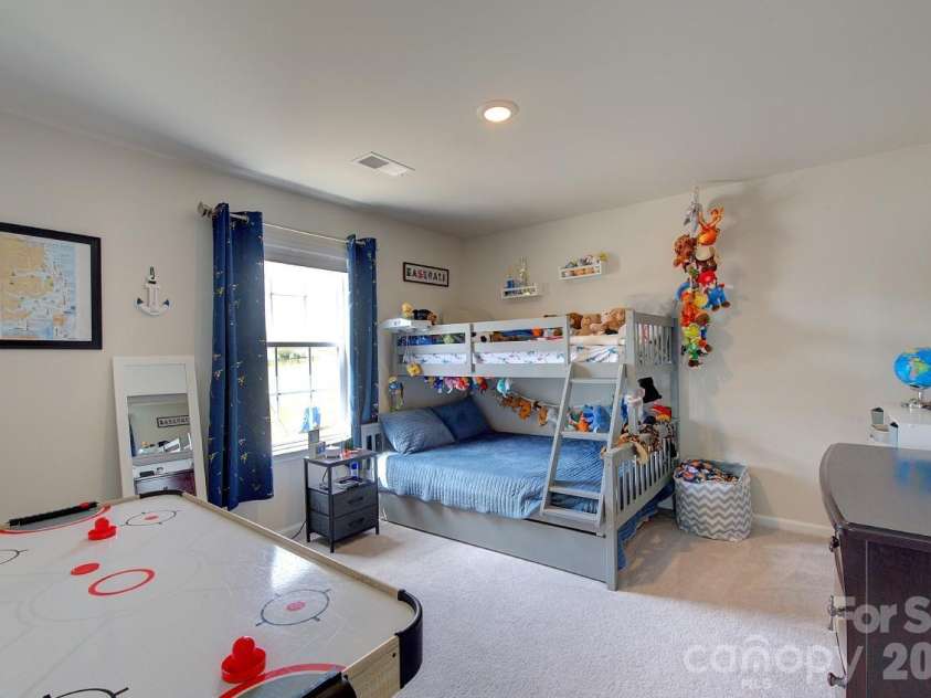 625 Morning Meadows Drive, Inman, SC 29349.  MLS# CAR4379683, YatesRealty ID 20998. 
