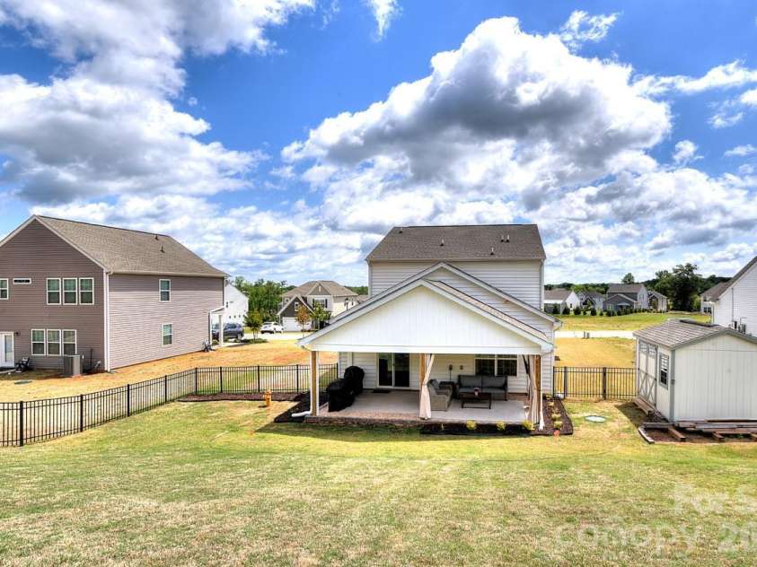 625 Morning Meadows Drive, Inman, SC 29349.  MLS# CAR4379683, YatesRealty ID 20998. 