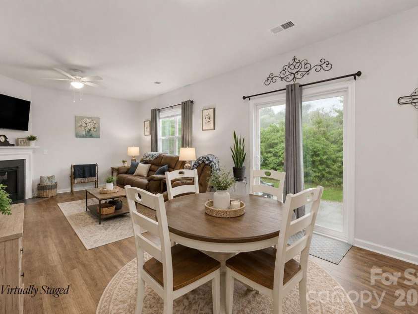 65 Valleywood Drive, Waynesville, NC 28786.  MLS# CAR4376988, YatesRealty ID 20999. 