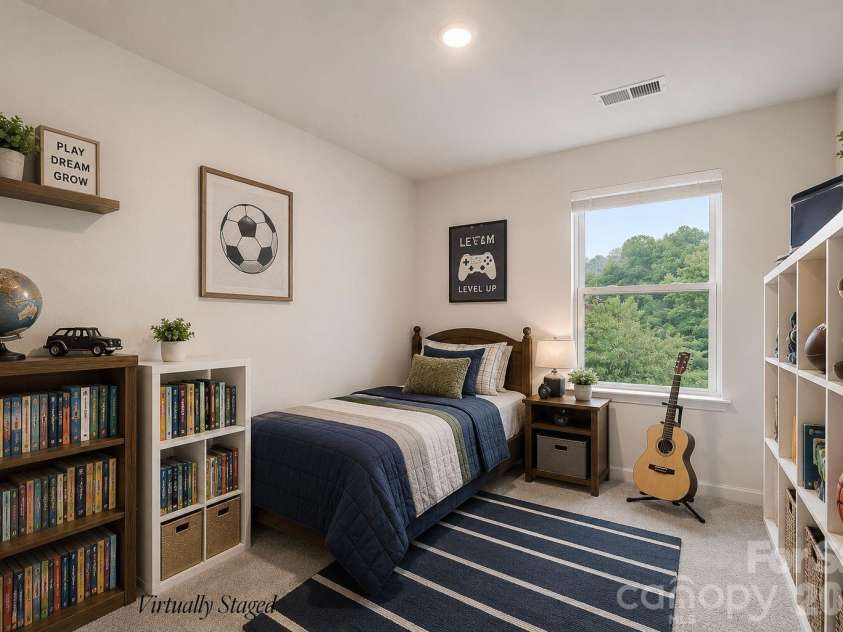 65 Valleywood Drive, Waynesville, NC 28786.  MLS# CAR4376988, YatesRealty ID 20999. 