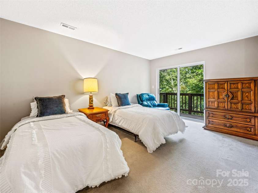 83 Farm Lane, Mills River, NC 28759.  MLS# CAR4303324, YatesRealty ID 21. Lower level den