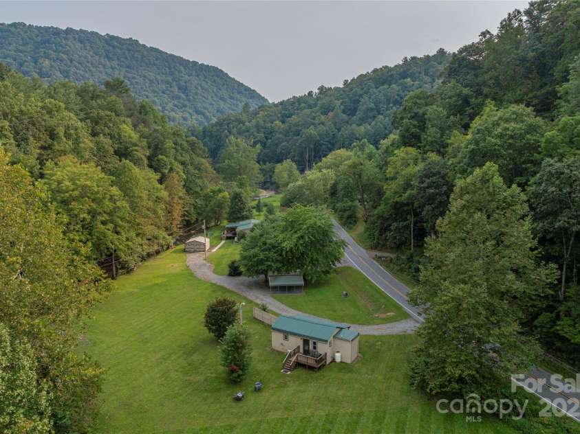 9781 Nc 209 Highway, Hot Springs, NC 28743.  MLS# CAR4300473, YatesRealty ID 21. 