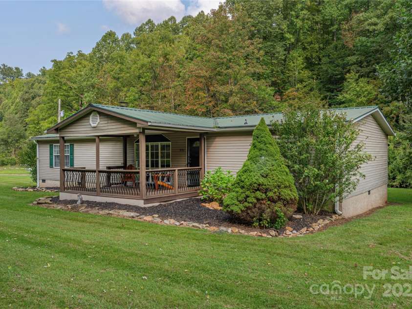 9781 Nc 209 Highway, Hot Springs, NC 28743.  MLS# CAR4300473, YatesRealty ID 21. 