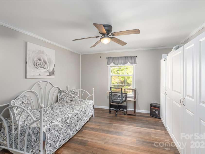 9781 Nc 209 Highway, Hot Springs, NC 28743.  MLS# CAR4300473, YatesRealty ID 21. 