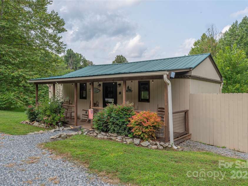 9781 Nc 209 Highway, Hot Springs, NC 28743.  MLS# CAR4300473, YatesRealty ID 21. 