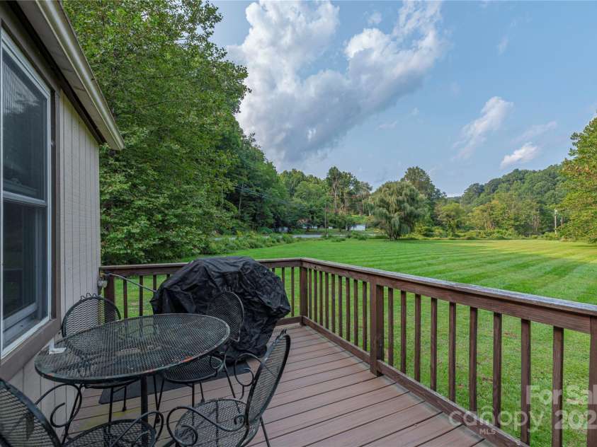 9781 Nc 209 Highway, Hot Springs, NC 28743.  MLS# CAR4300473, YatesRealty ID 21. 