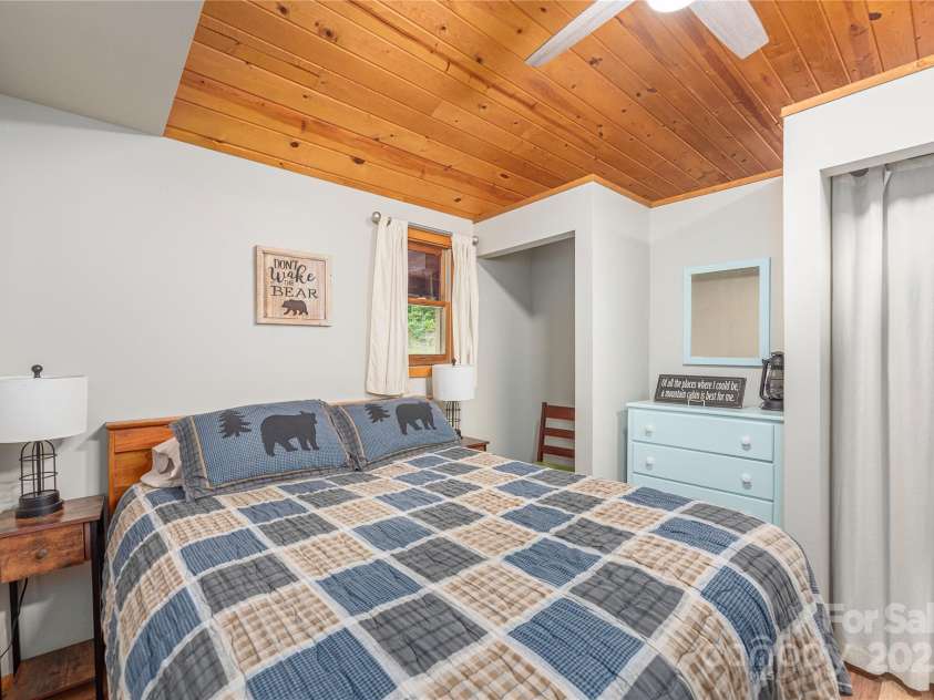 9781 Nc 209 Highway, Hot Springs, NC 28743.  MLS# CAR4300473, YatesRealty ID 21. 