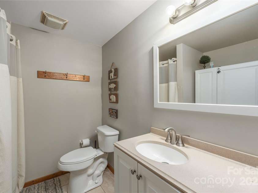 9781 Nc 209 Highway, Hot Springs, NC 28743.  MLS# CAR4300473, YatesRealty ID 21. 