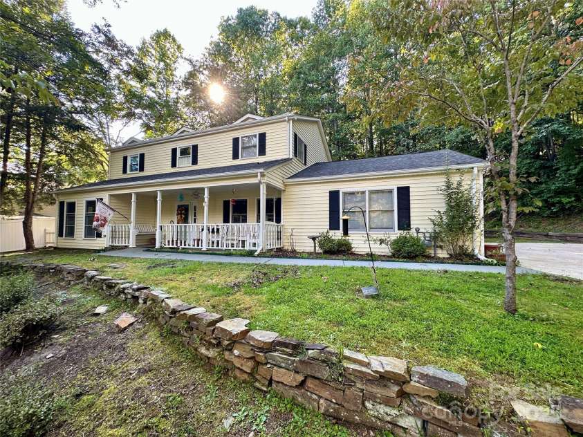 1003 Edinburg Court, Lenoir, NC 28645.  MLS# CAR4304719, YatesRealty ID 210. 