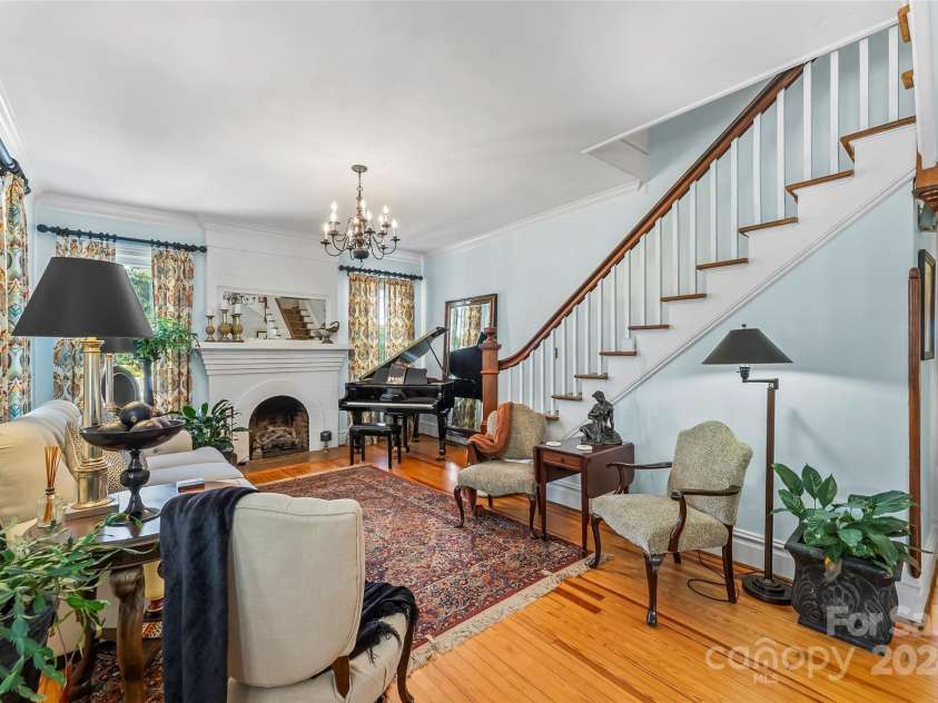 404 Avery Avenue, Morganton, NC 28655.  MLS# CAR4185213, YatesRealty ID 210. 