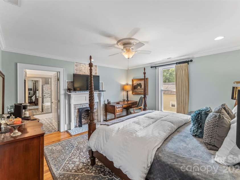 404 Avery Avenue, Morganton, NC 28655.  MLS# CAR4185213, YatesRealty ID 210. 