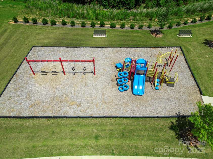 672 Lamorak Place, Richburg, SC 29729.  MLS# CAR4270354, YatesRealty ID 21000. Community Park