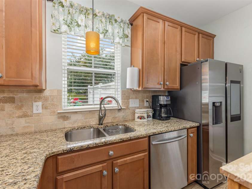 186 Gresham Lane, Mooresville, NC 28117.  MLS# CAR4260400, YatesRealty ID 21002. 