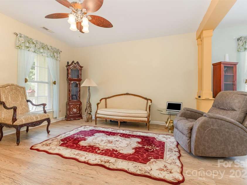 186 Gresham Lane, Mooresville, NC 28117.  MLS# CAR4260400, YatesRealty ID 21002. 