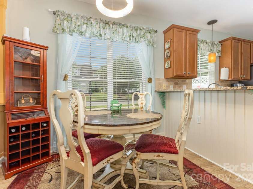186 Gresham Lane, Mooresville, NC 28117.  MLS# CAR4260400, YatesRealty ID 21002. 