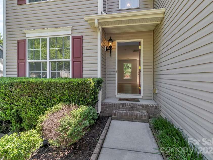 1218 Faversham Lane, Rock Hill, SC 29730.  MLS# CAR4251364, YatesRealty ID 21003. 