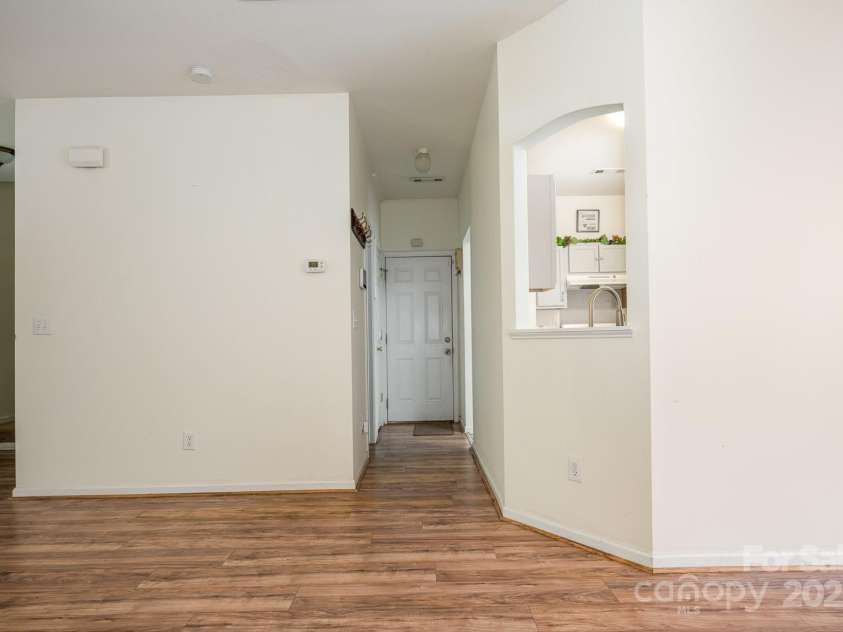 10016 Lawing School Road, Charlotte, NC 28214.  MLS# CAR4255251, YatesRealty ID 21004. 