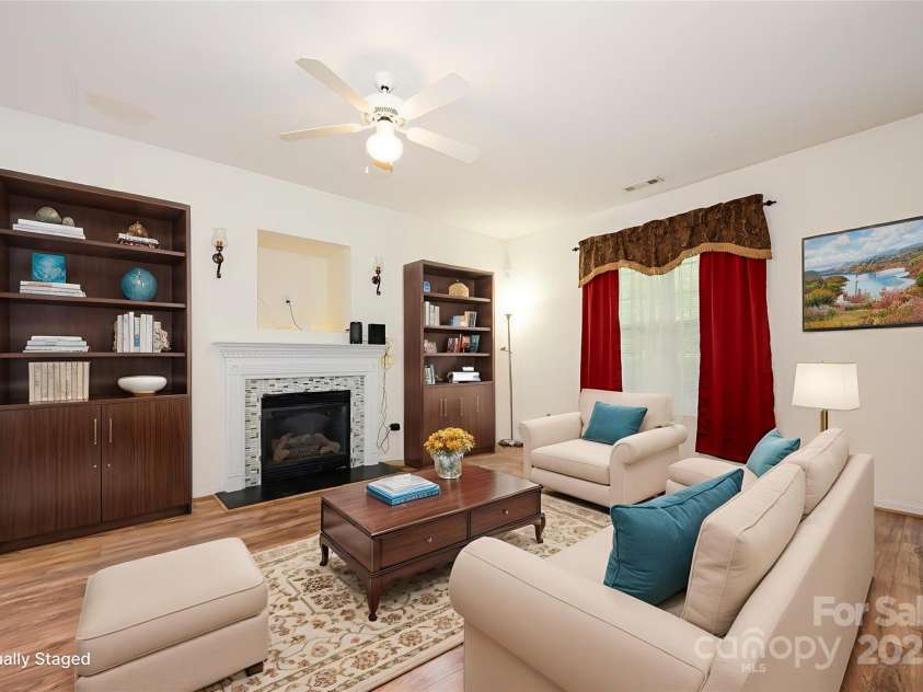 10016 Lawing School Road, Charlotte, NC 28214.  MLS# CAR4255251, YatesRealty ID 21004. Virtually Staged