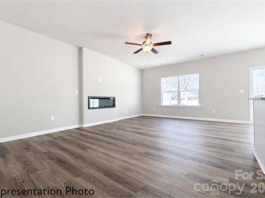 4737 Muskogee Drive, Charlotte, NC 28227.  MLS# CAR4380134, YatesRealty ID 21004. 