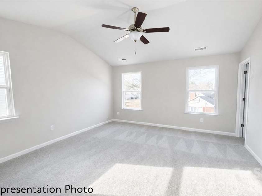 4737 Muskogee Drive, Charlotte, NC 28227.  MLS# CAR4380134, YatesRealty ID 21004. 