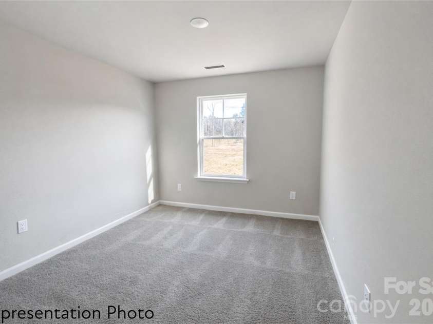 4737 Muskogee Drive, Charlotte, NC 28227.  MLS# CAR4380134, YatesRealty ID 21004. 
