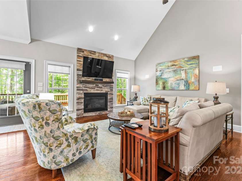 109 Trent Pines Drive, Mooresville, NC 28117.  MLS# CAR4272403, YatesRealty ID 21005. 