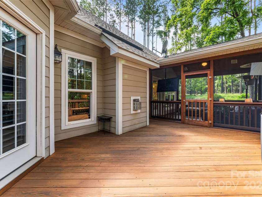 109 Trent Pines Drive, Mooresville, NC 28117.  MLS# CAR4272403, YatesRealty ID 21005. 