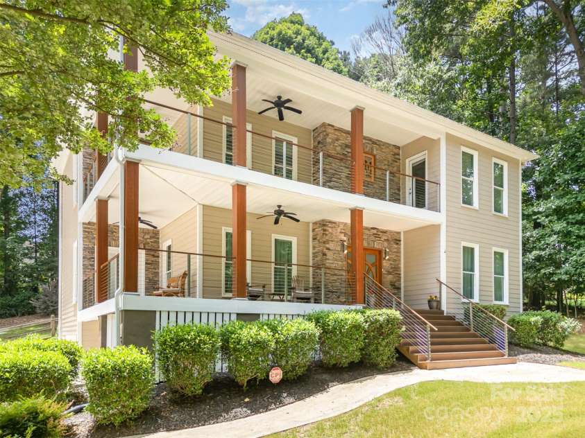 345 Beaten Path Road, Mooresville, NC 28117.  MLS# CAR4269577, YatesRealty ID 21006. 345 BEATEN PATH ROAD