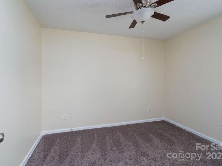 907 Bethpage Road, Kannapolis, NC 28081.  MLS# CAR4241675, YatesRealty ID 21007. 