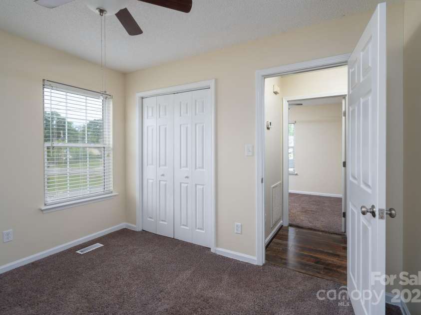 907 Bethpage Road, Kannapolis, NC 28081.  MLS# CAR4241675, YatesRealty ID 21007. 