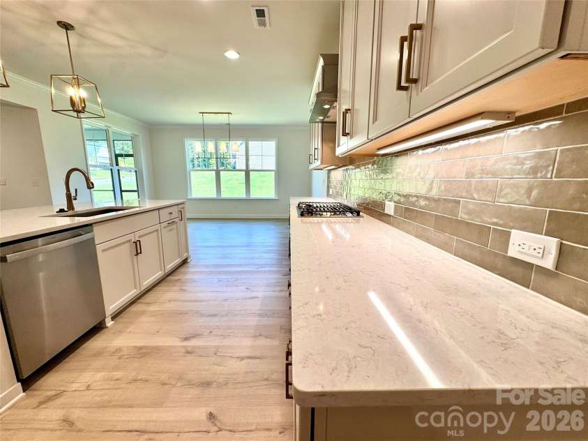 187 Eve Ash Lane, Mooresville, NC 28115.  MLS# CAR4378639, YatesRealty ID 21008. 