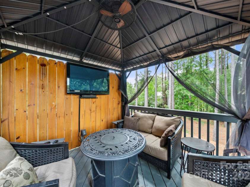221 Silvercliff Drive, Mount Holly, NC 28120.  MLS# CAR4252821, YatesRealty ID 21009. Cabana