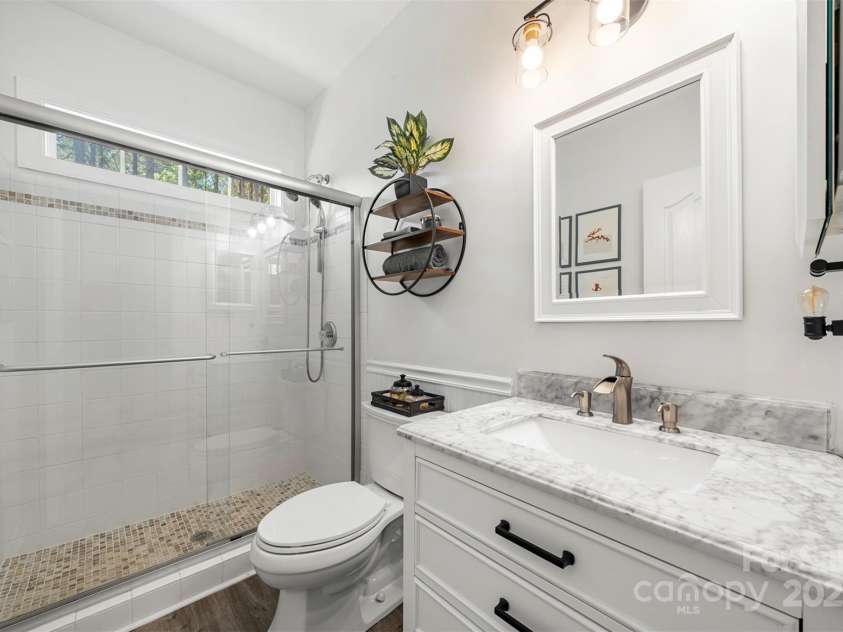 221 Silvercliff Drive, Mount Holly, NC 28120.  MLS# CAR4252821, YatesRealty ID 21009. Full Bath