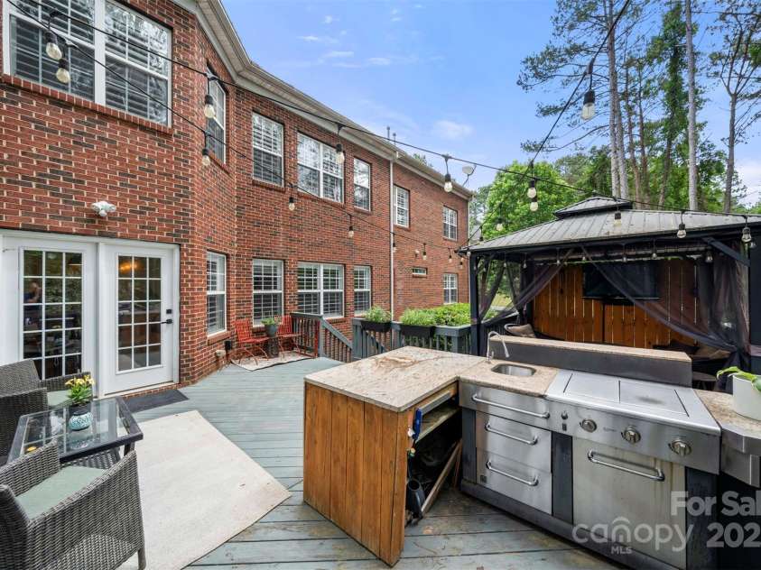 221 Silvercliff Drive, Mount Holly, NC 28120.  MLS# CAR4252821, YatesRealty ID 21009. Outdoor Kitchen