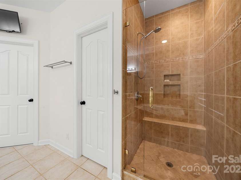 221 Silvercliff Drive, Mount Holly, NC 28120.  MLS# CAR4252821, YatesRealty ID 21009. Primary Bathroom