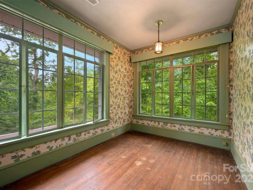 93 Villa Barbara Lane, Tryon, NC 28782.  MLS# CAR4260779, YatesRealty ID 2101. 