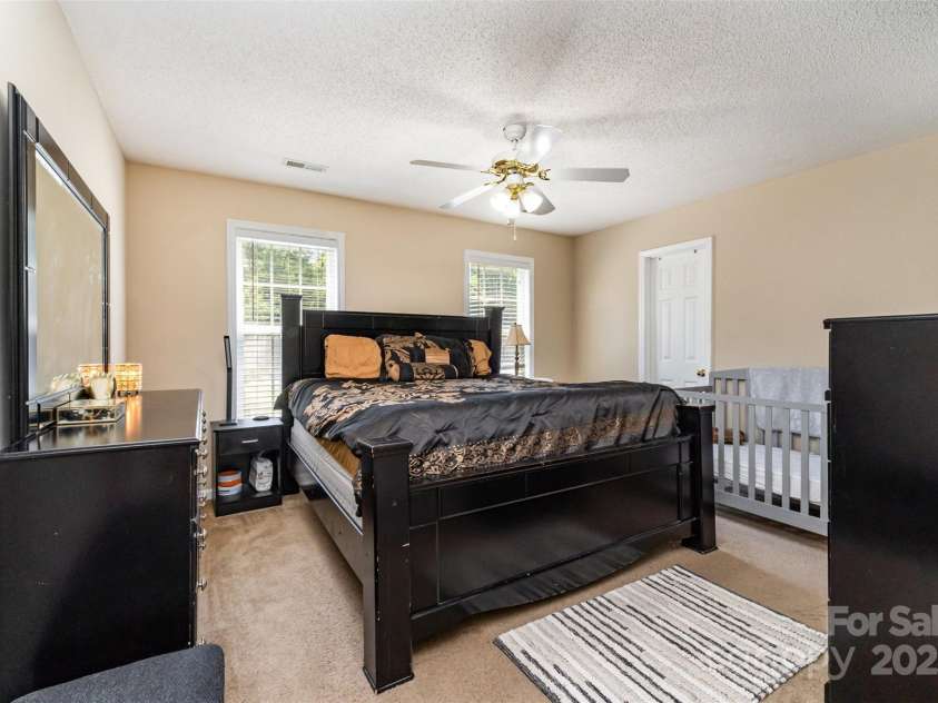 2040 Brantley Creek Drive, Kannapolis, NC 28083.  MLS# CAR4286622, YatesRealty ID 21011. 