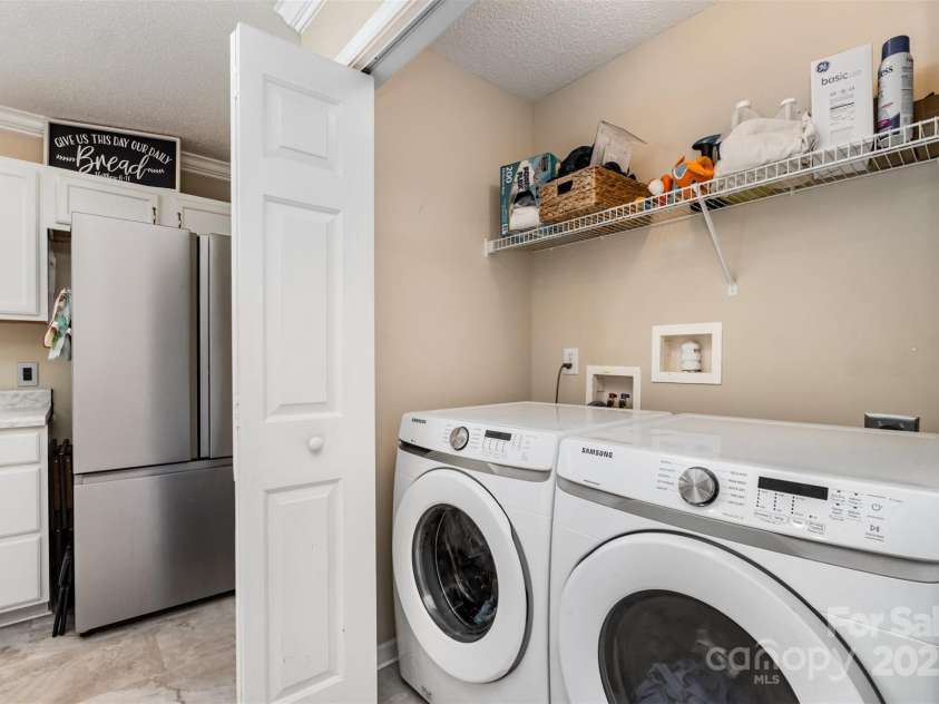 2040 Brantley Creek Drive, Kannapolis, NC 28083.  MLS# CAR4286622, YatesRealty ID 21011. Laundry closet.