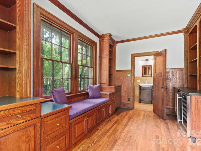 30 Cedarcliff Road, Asheville, NC 28803.  MLS# CAR4129341, YatesRealty ID 21012. 