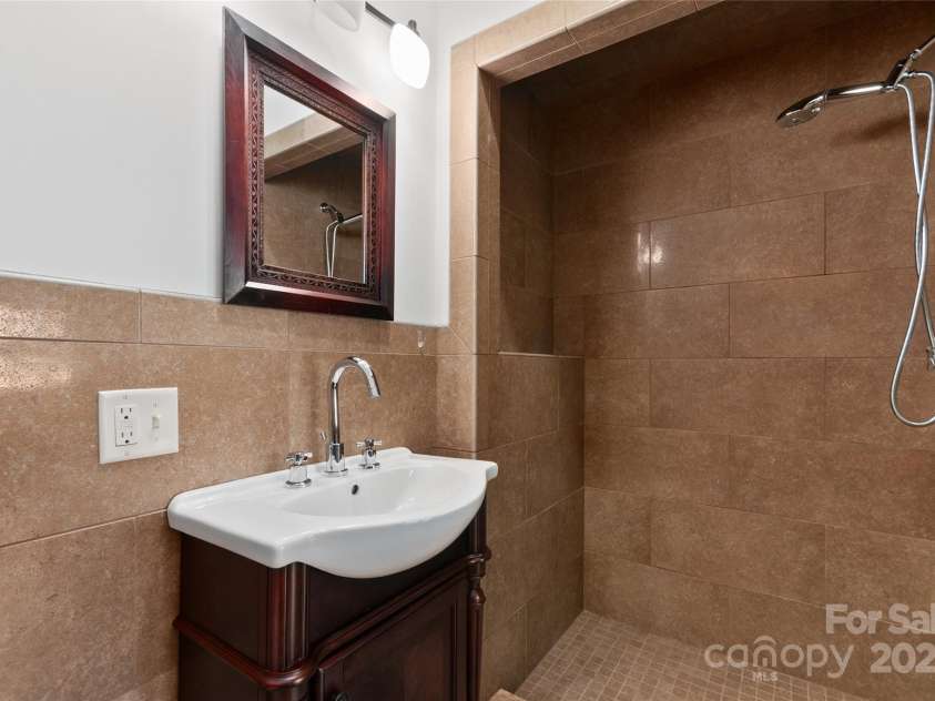 30 Cedarcliff Road, Asheville, NC 28803.  MLS# CAR4129341, YatesRealty ID 21012. 