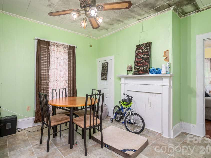 101 Huss Avenue, Cherryville, NC 28021.  MLS# CAR4378951, YatesRealty ID 21013. Dining Room