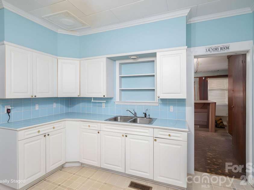 101 Huss Avenue, Cherryville, NC 28021.  MLS# CAR4378951, YatesRealty ID 21013. Virtually Staged Kitchen