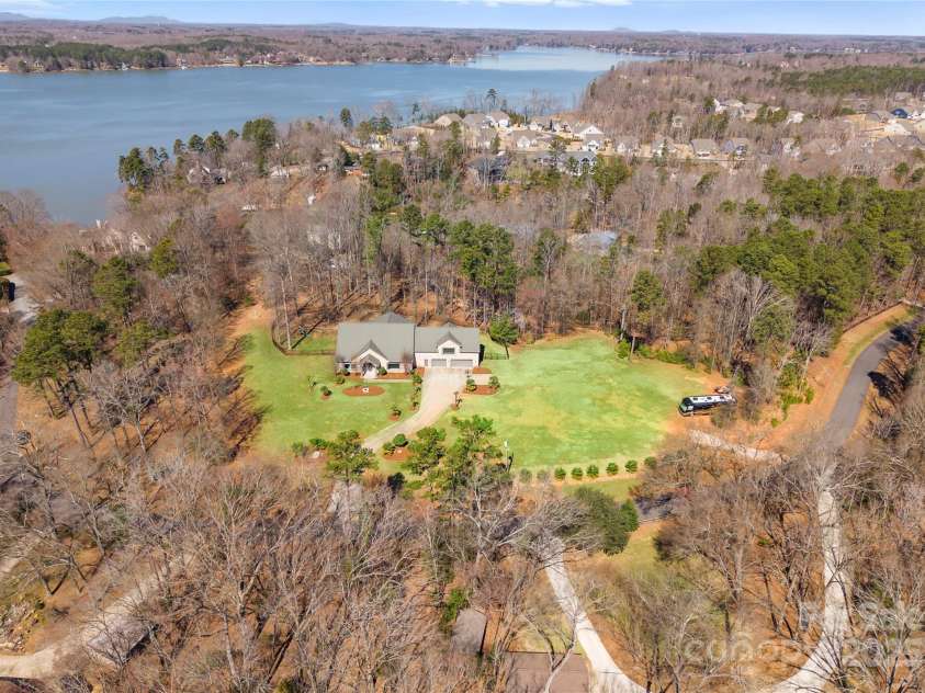 16455 Harbor View Road, Charlotte, NC 28278.  MLS# CAR4233006, YatesRealty ID 21013. Drone View 1