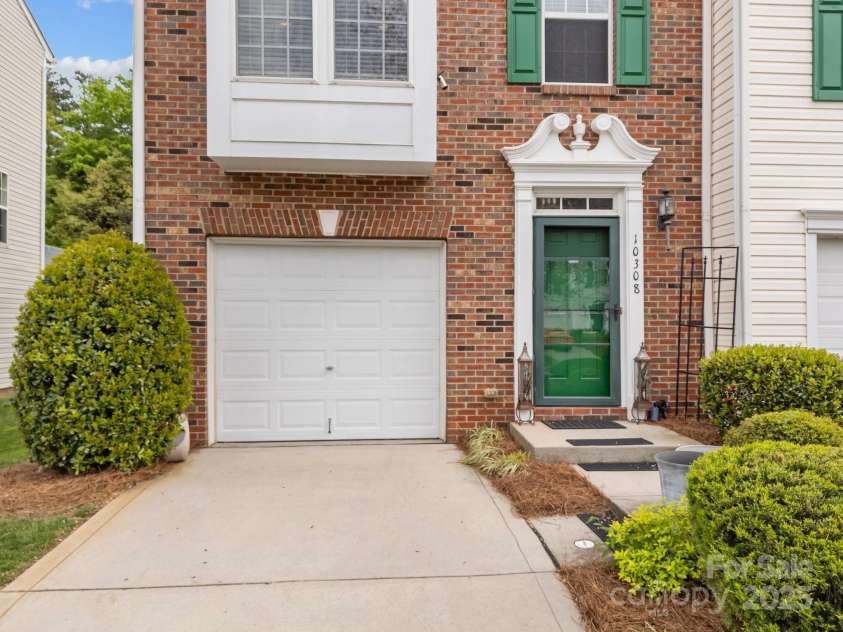 10308 Garrett Grigg Road, Charlotte, NC 28262.  MLS# CAR4243831, YatesRealty ID 21015. 