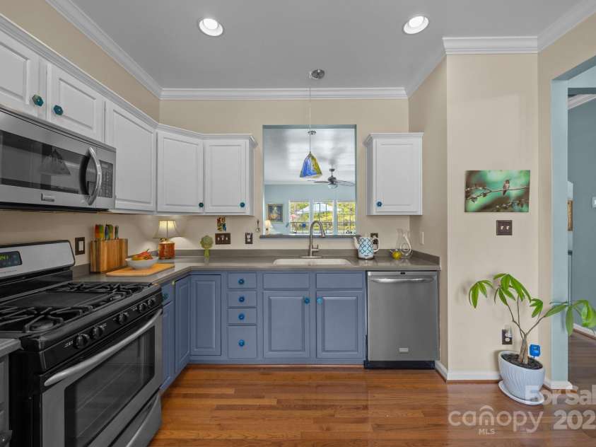 10308 Garrett Grigg Road, Charlotte, NC 28262.  MLS# CAR4243831, YatesRealty ID 21015. 