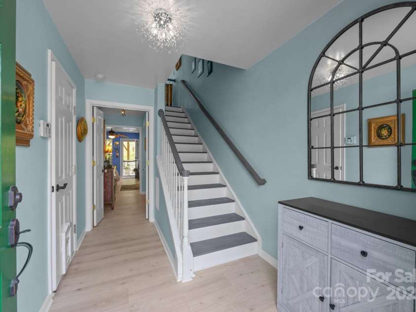 10308 Garrett Grigg Road, Charlotte, NC 28262.  MLS# CAR4243831, YatesRealty ID 21015. Entry