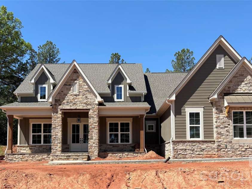 141 Fernview Trail, Troutman, NC 28166.  MLS# CAR4378650, YatesRealty ID 21015. 
