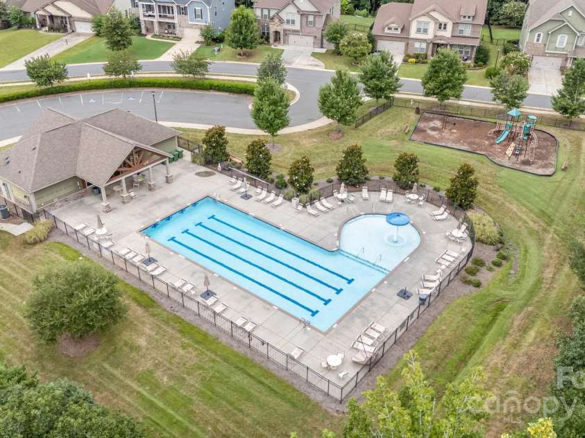 4071 Thames Circle, Fort Mill, SC 29715.  MLS# CAR4287948, YatesRealty ID 21016. 