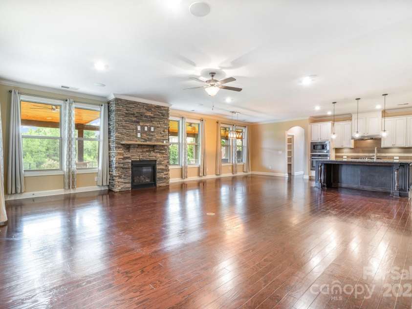 4071 Thames Circle, Fort Mill, SC 29715.  MLS# CAR4287948, YatesRealty ID 21016. 