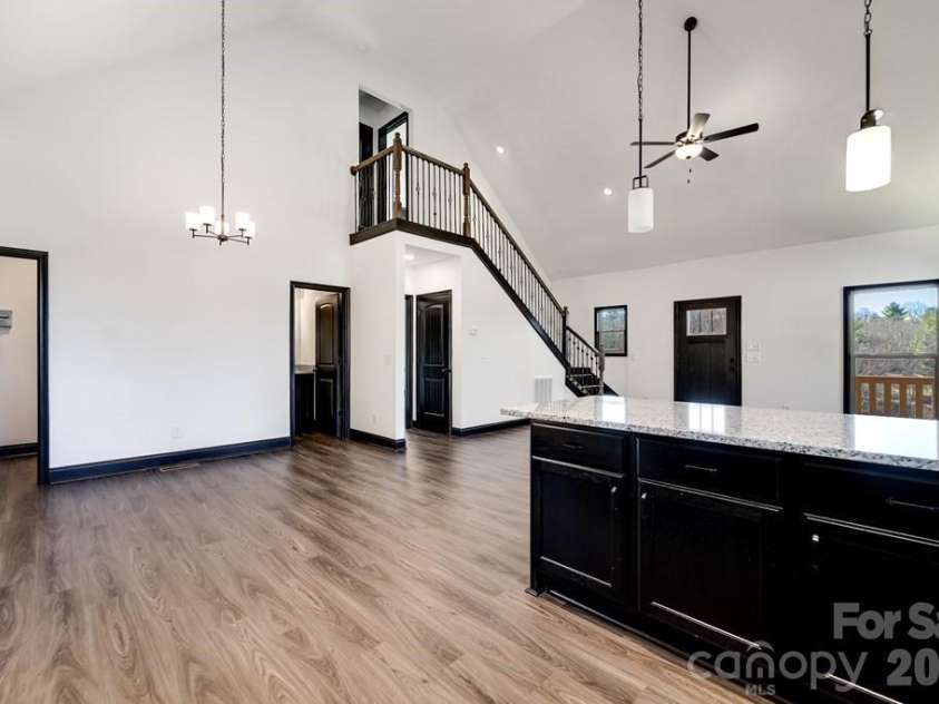 50 Fairview Street, Franklin, NC 28734.  MLS# CAR4378017, YatesRealty ID 21016. 